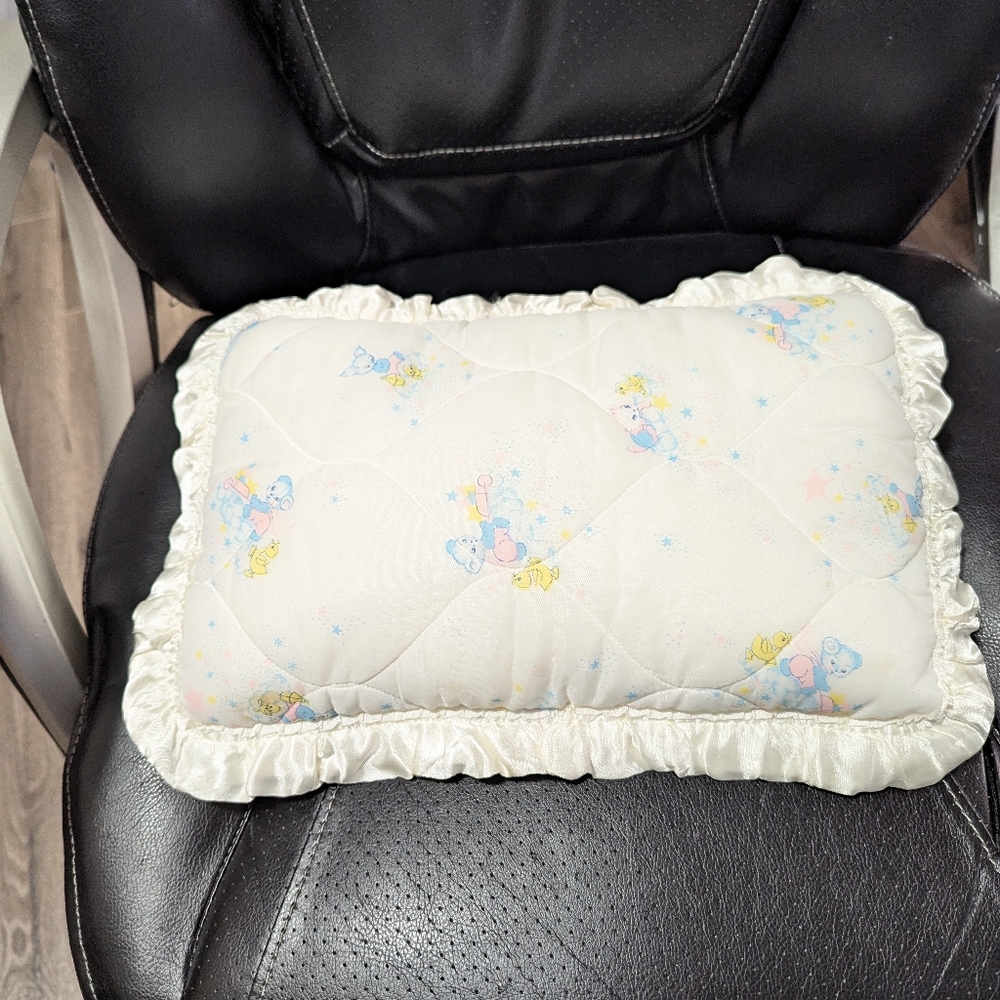 COPY - Vintage quilted polyester with satin fringe and back pillow. For Baby or…